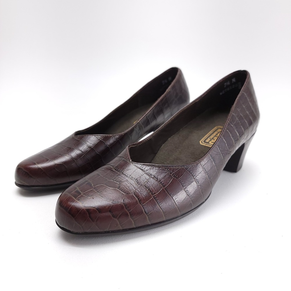 Munro American Brown Croc Print Embossed Leather Heel Pump Shoes Womens 7.5 M